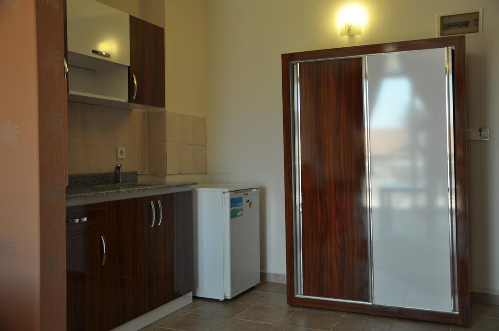 Almila Side Suite Hotel Szoba fotó